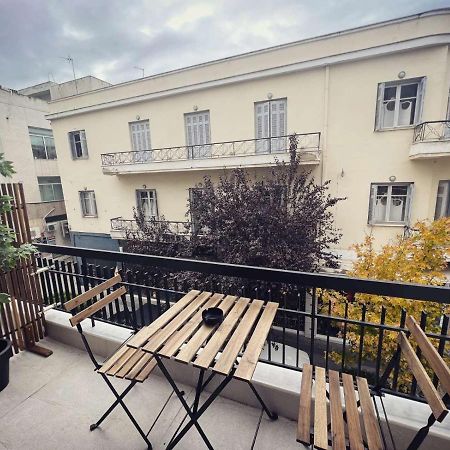 Luxurious Wooden Detail Flat In City Center Chalkís المظهر الخارجي الصورة